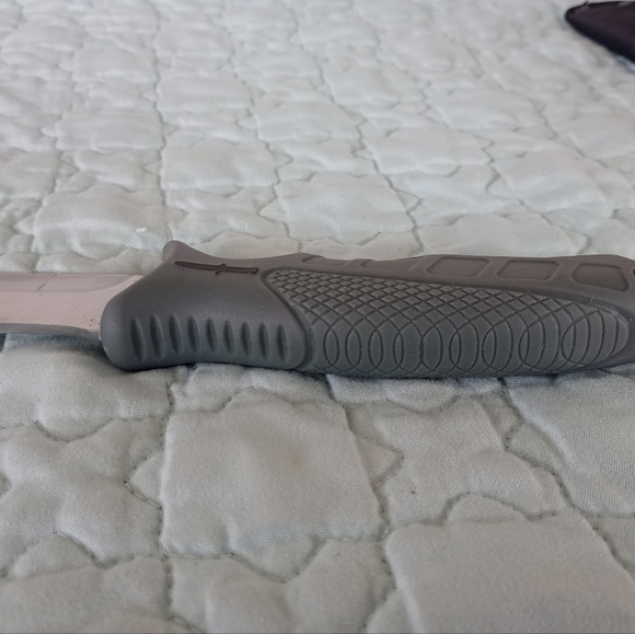 Camillus 9.5" Camp Knife, Titanium Bonded 4.75" Fixed Blade, Camping/Hunting, Gr - Picture 8 of 11